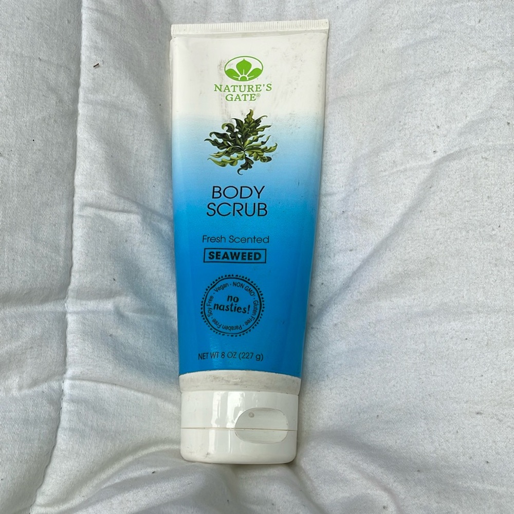 Natures gate body scrub fresh scented seaweed
